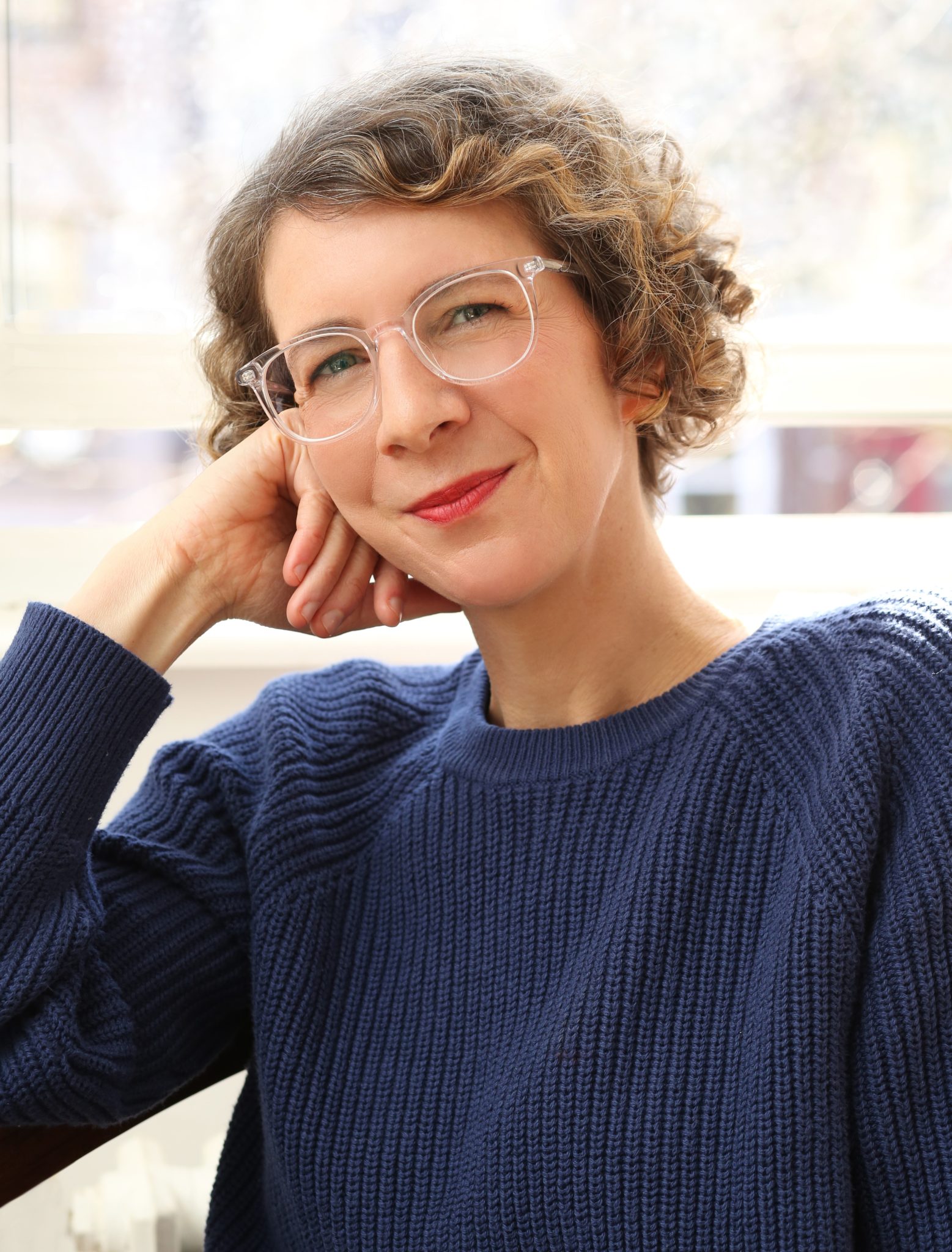 In conversation with Emily J. Smith on her career & NOTHING SERIOUS